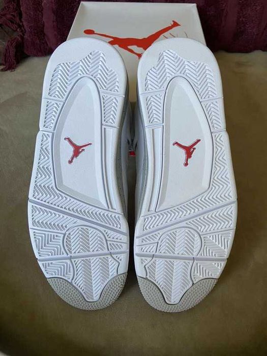 buty_Jordan_4_Retro_White_Oreo_Espadryle/ Rozmiar 39