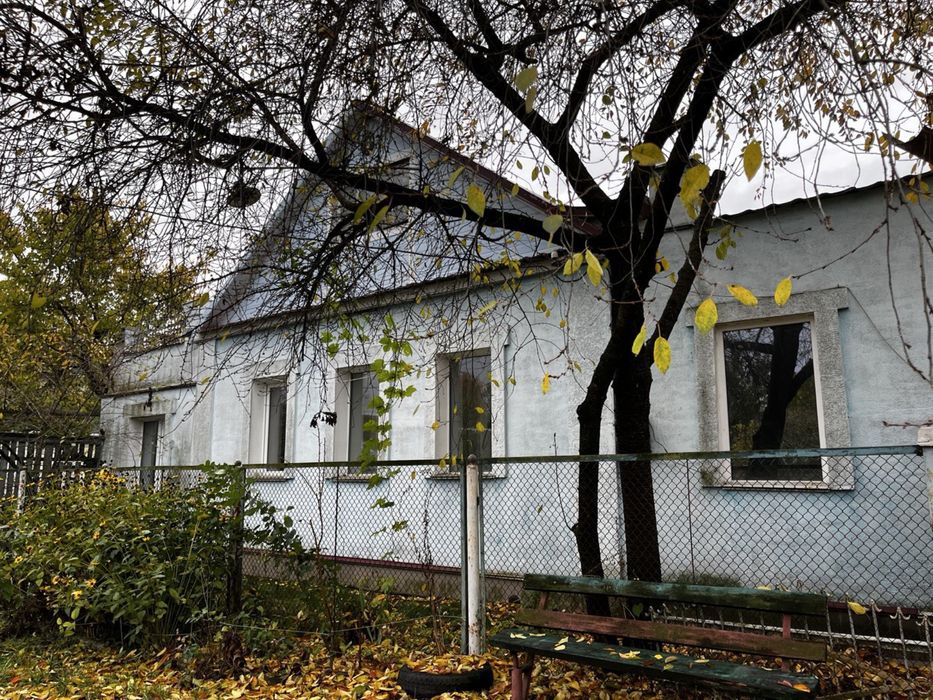 Військовим чи цивільним здається будинок 100 кв.м. 6 кімнат, всі зручн