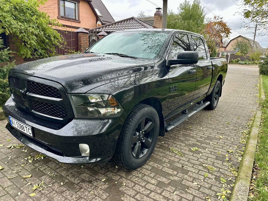 Продам легковой пикап 6 мест DODGE RAM 1500 в идеальном состоянии