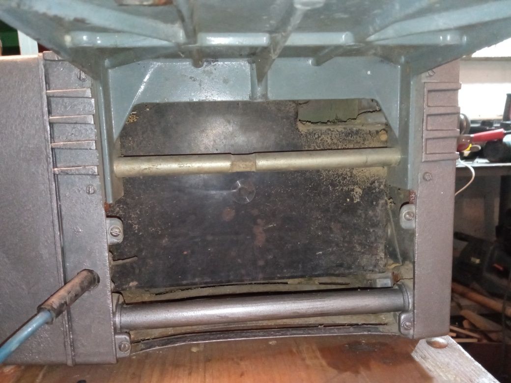 Циркулярка фуганок Dauer иэ6009аэ Латвія відмінний стан ножі 20см 220В