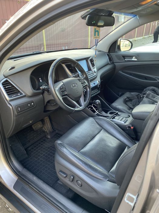 Продам Туксон Официал