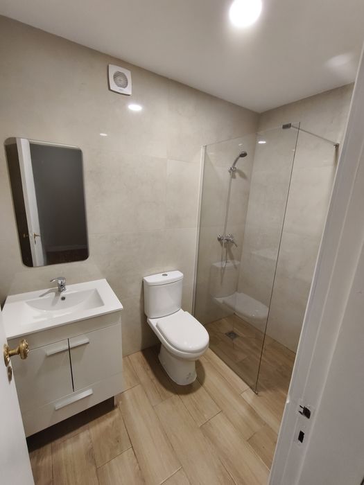 Alugo T2+1 com terraço Ermesinde