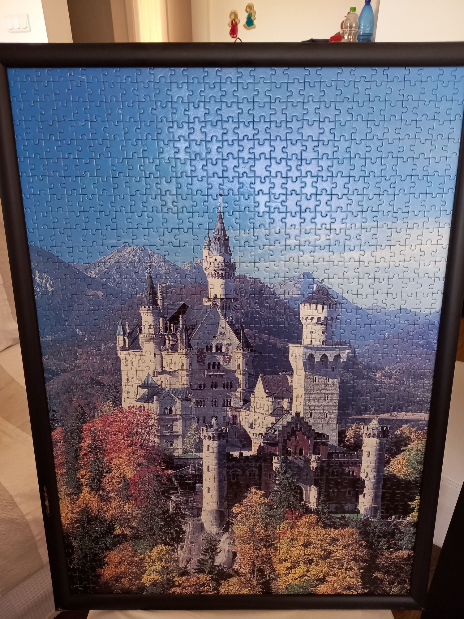 Obraz zamek Neuschwanstein puzzle w ramię czarnej