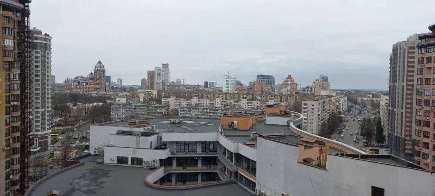 Без %, Продаж 2к з капітальним ремонтом, по вул. Коновальця 36в