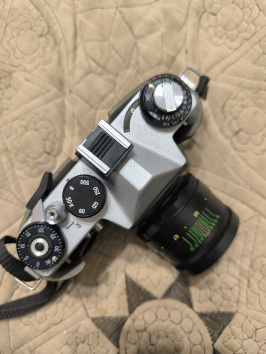 Фотоапарат Зеніт ЕТ
ФотоЗенітЗеніт ЕТ 

Об'єктив helios 44-2
Зеніт ЕТ