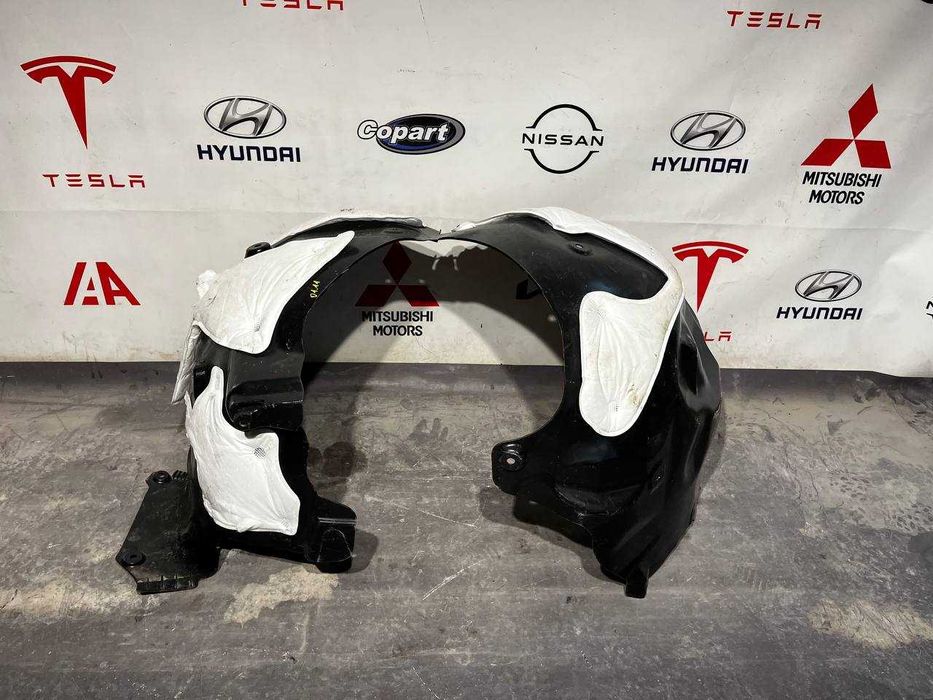 Підкрилок передній лівий Tesla Model Y Juniper 2025