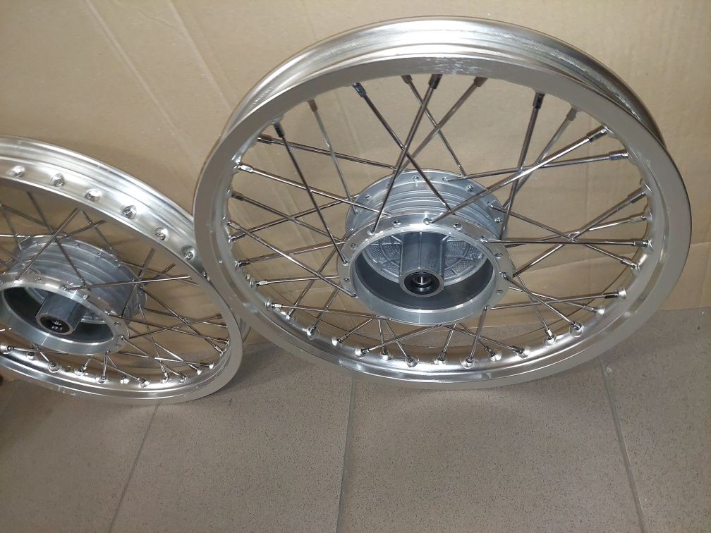 Sprzedam fabrycznie nowe kola do simsonka r16"s50 s51 s53 enduro alum.