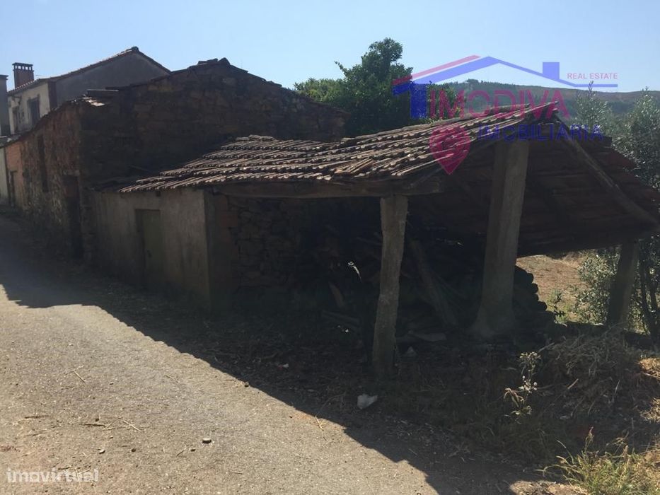 Casa em xisto para recuperar