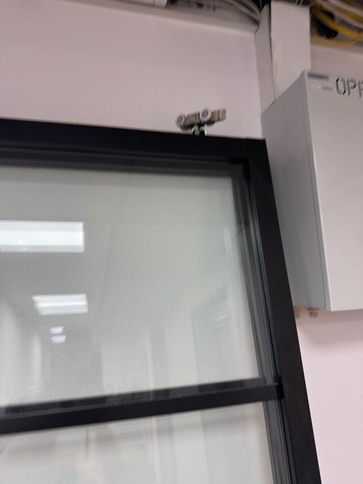 Dwa skrzydla komplet drzwi przesuwnych