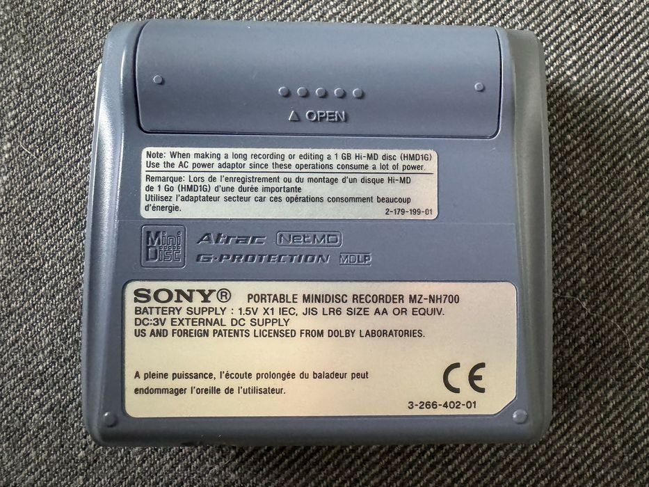 Sony MiniDisc MZ-NH700