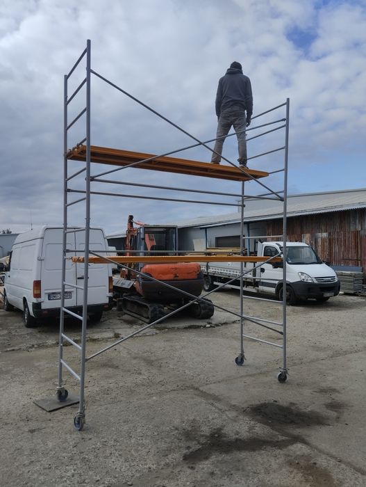 Rusztowanie elewacyjne drabinkowe modułowe