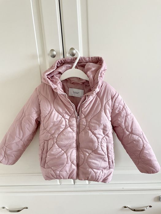 Kurtka jesienna dla dziewczynki marki Reserved, rozmiar 110