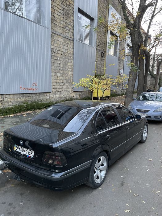 Продам бмв е39 !
