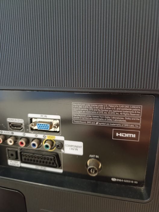 TV Samsung 24 polegadas avariada