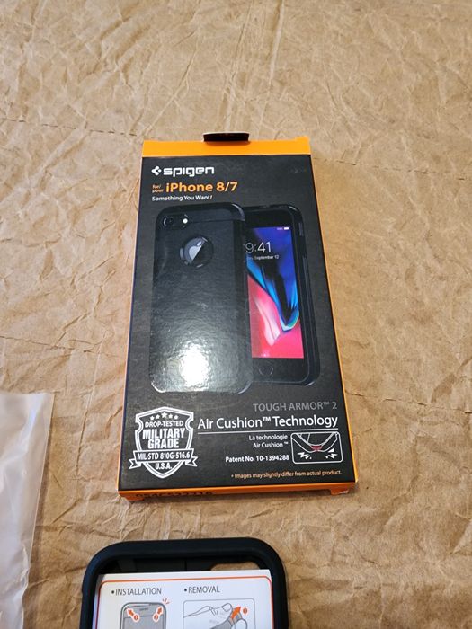 Apple iPhone 7 або 8 чохол Spigen Tough Armor
Чохол Spir