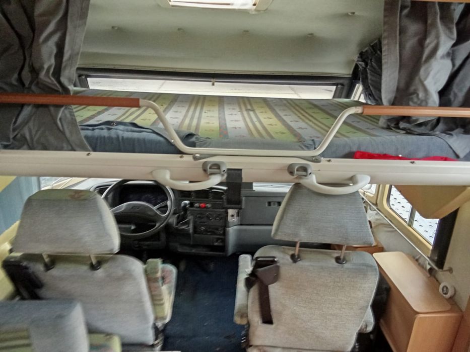 KAMPER CAMPER Dethleffs zabudowa wnętrze okno zawieszenie szyba