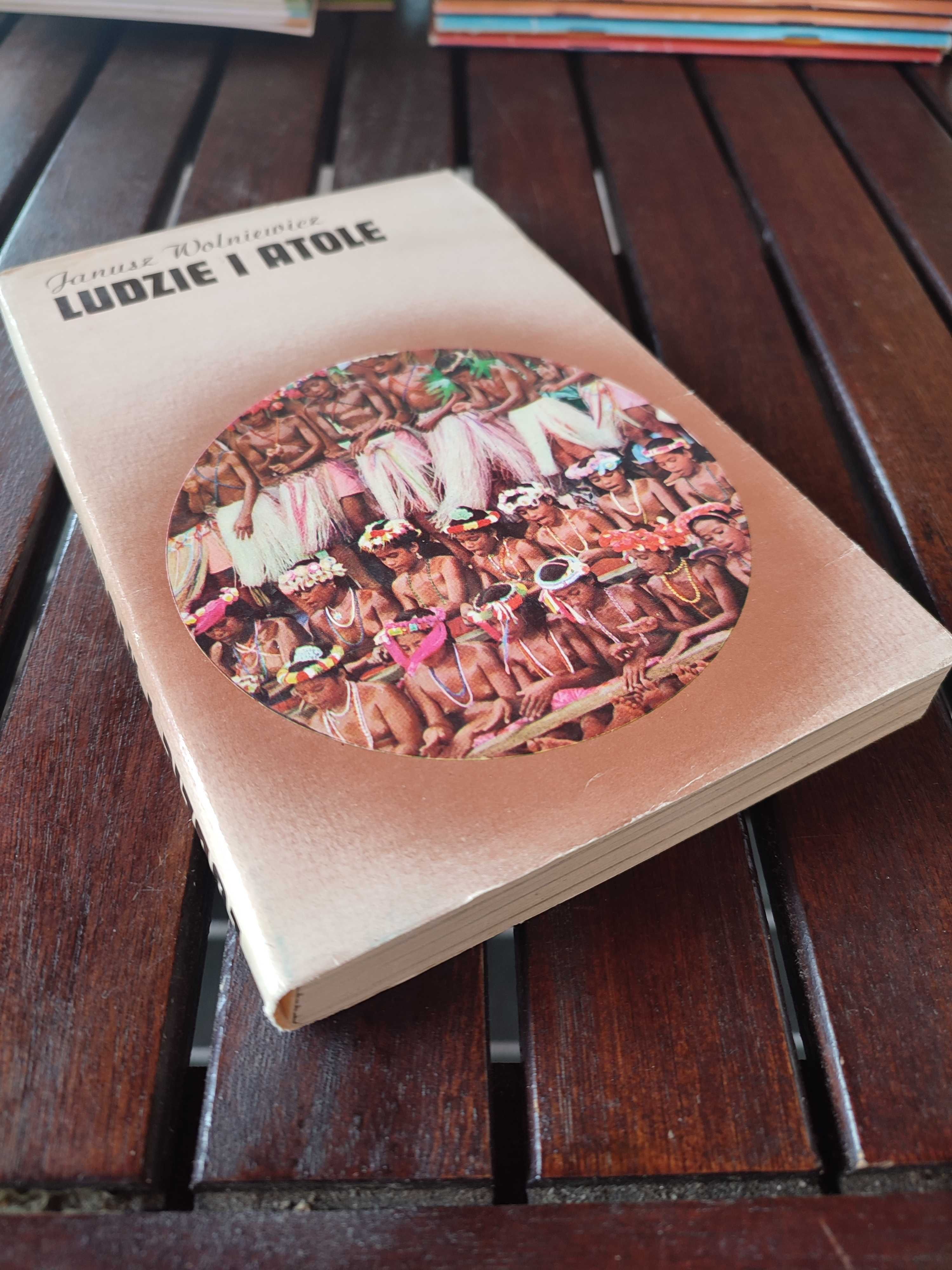 Ludzie i Atole Wolniewicz