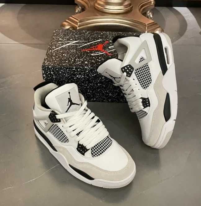 Jordan_4_Retro_Military_Black R.44