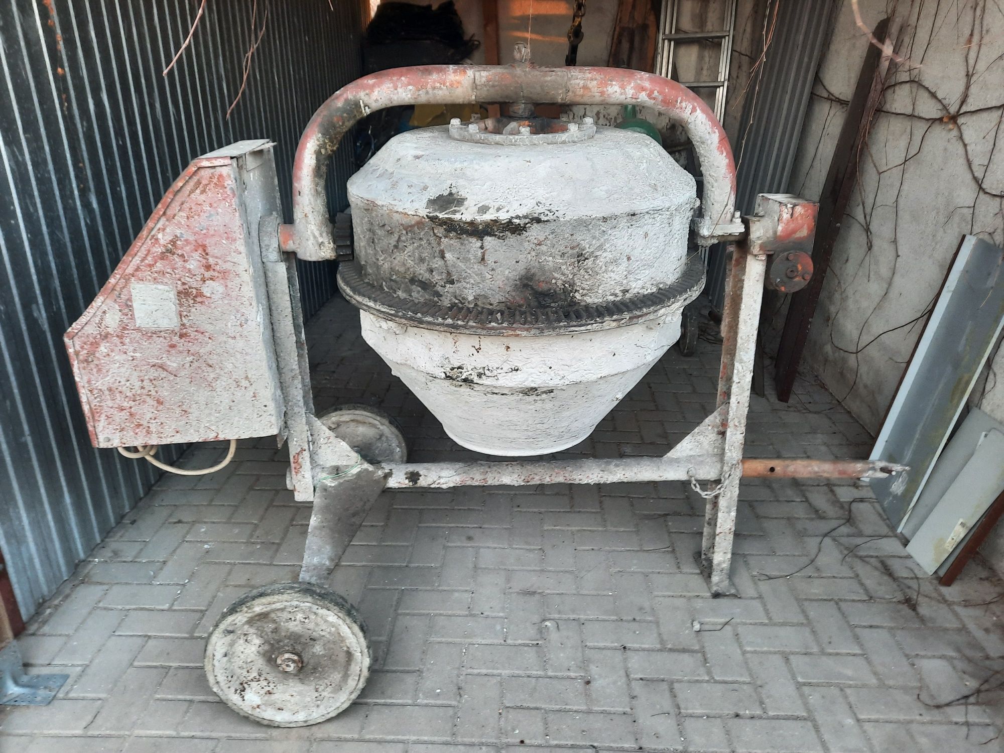 Betoniarka 150 Wutech