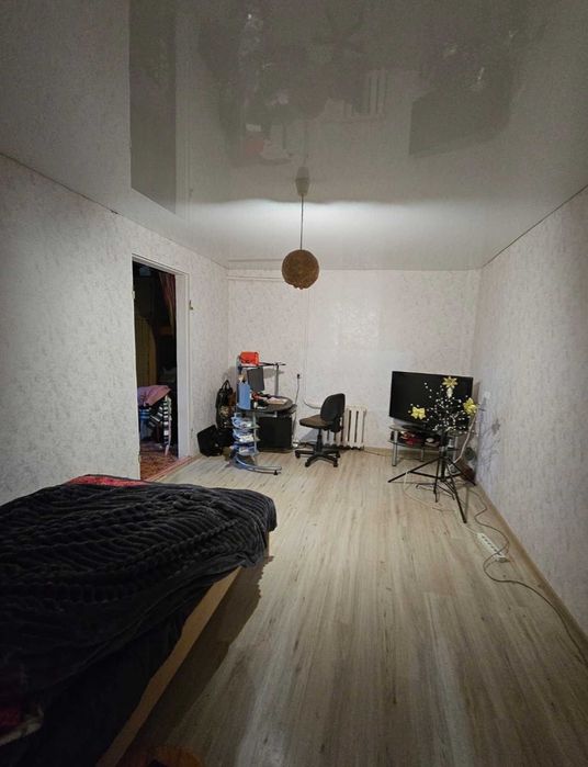 Продам  6-кімнатну квартиру на Молдаванці 108 кв.м. ГАЗ є гараж ГОТЕЛЬ