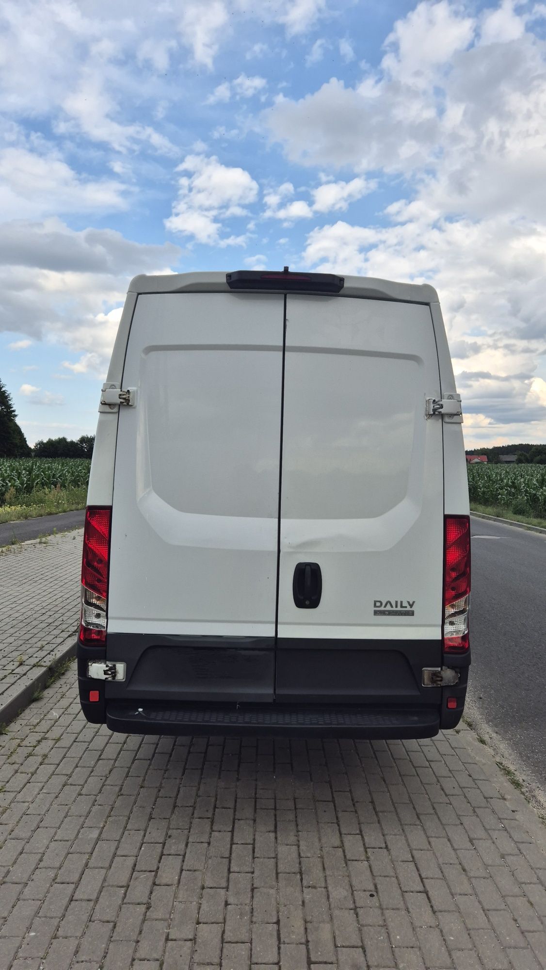 Iveco Daily Furgon 3.5t – 2017r. – Automat