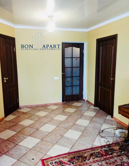 В.Івасюка метро Оболонь