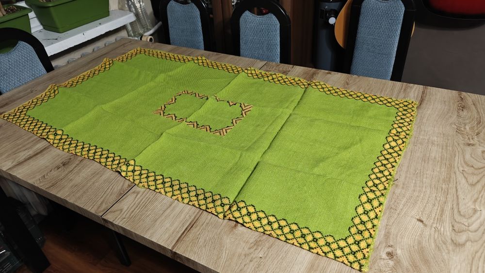 6 różnych obrusów