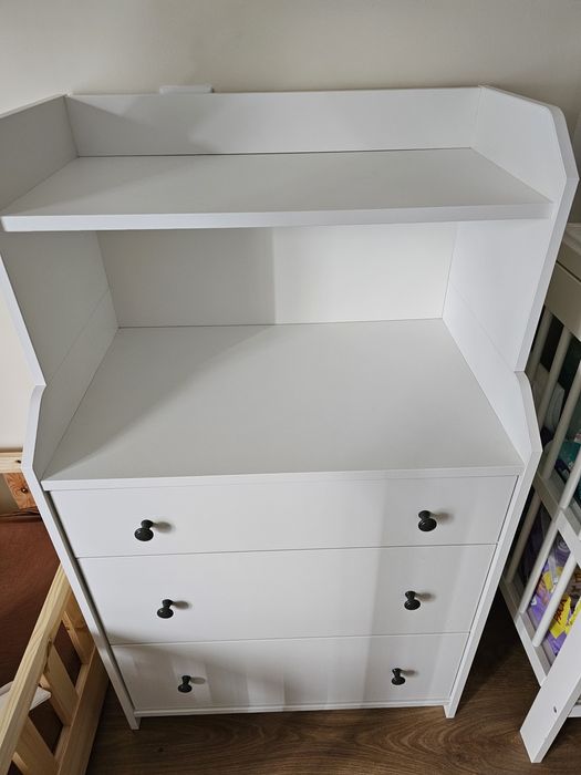 Cómoda Hauga (IKEA) 3 gavetas c/prateleira, branco, 70x116 cm