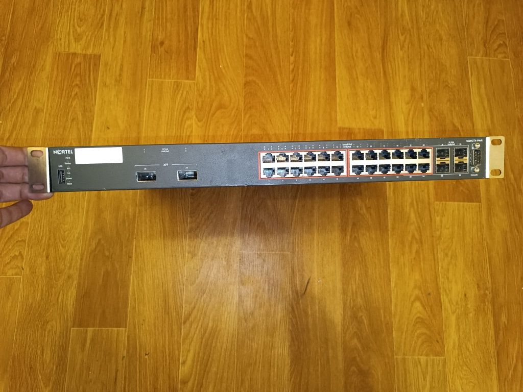 Керований Рое комутатор  Nortel Routing Switch 4526GTX-PWR (NO PC)