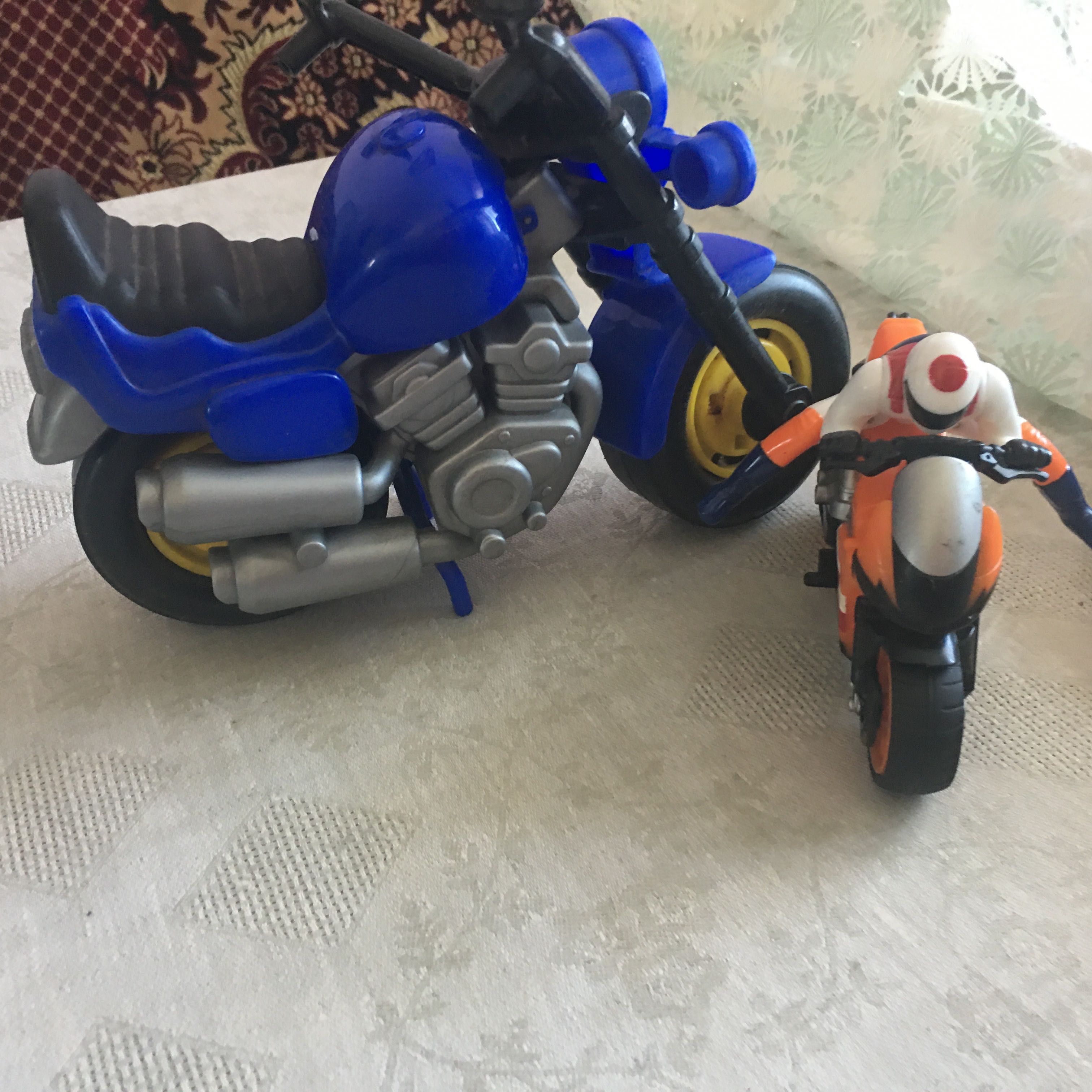 Іграшкові мотоцикли