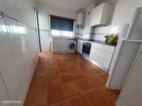 Apartamento - Avelãs de Caminho