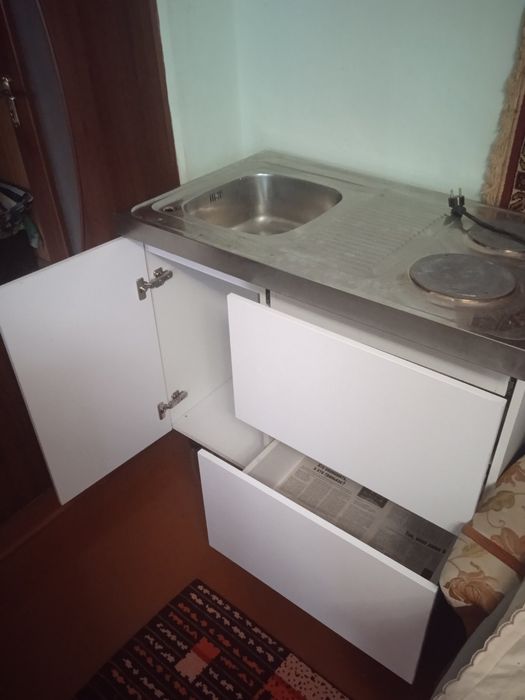 Мийка з тенами німецька тумба