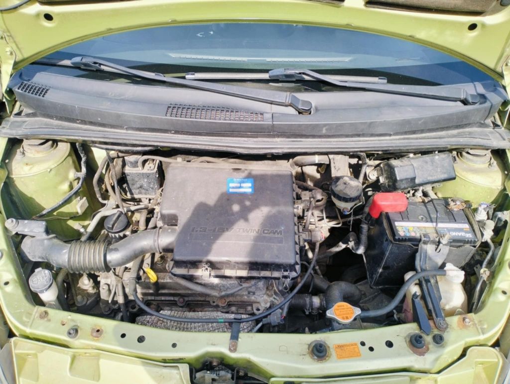 Daihatsu sirion 1.3 2005r