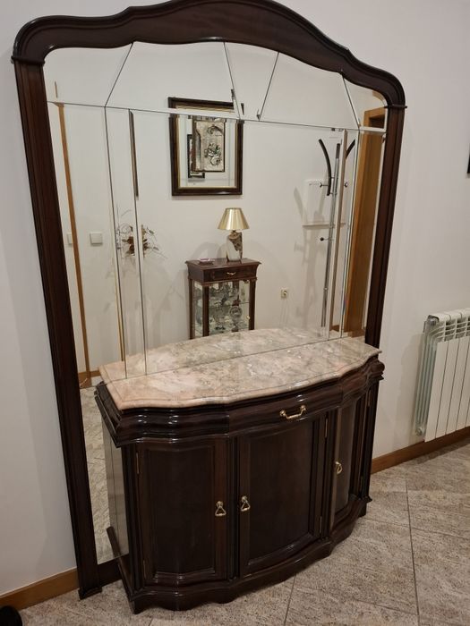 Móvel de entrada de madeira de nogueira com espelho