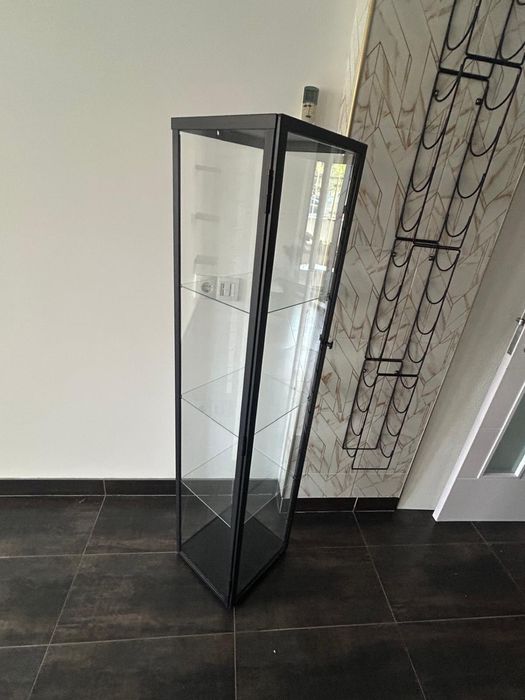 Vitrine Ikea como nova