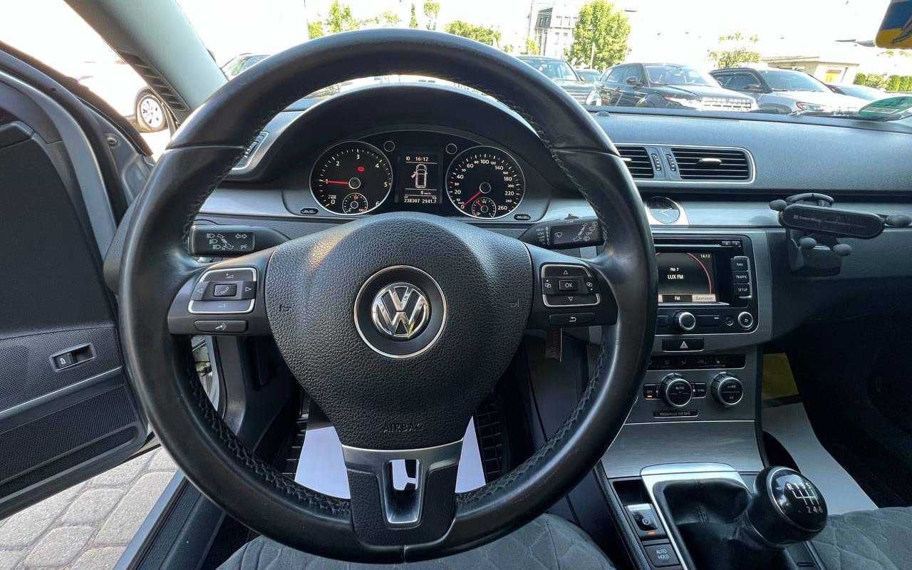 Volkswagen Passat 2012