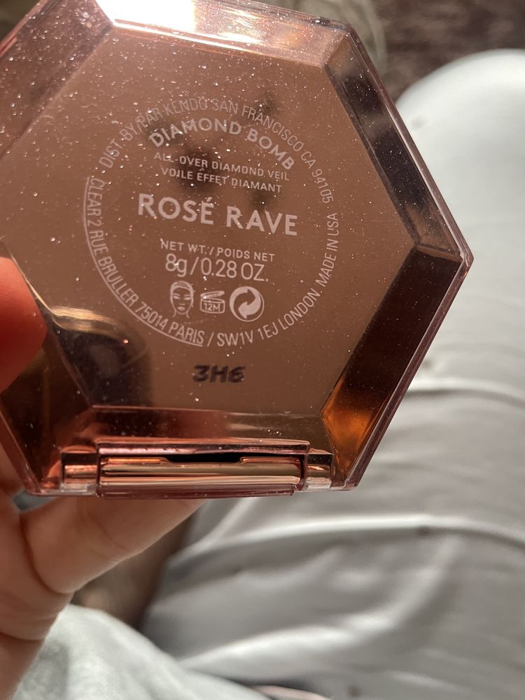 Продам хайлайтер Fenty Beauty
