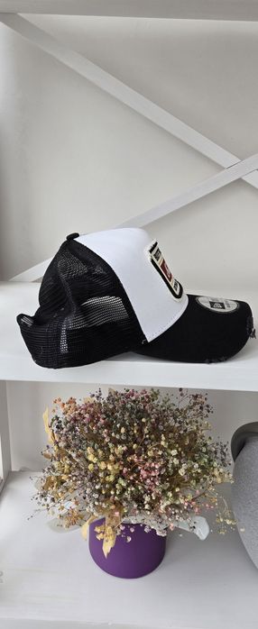 Кепка тракер New Era