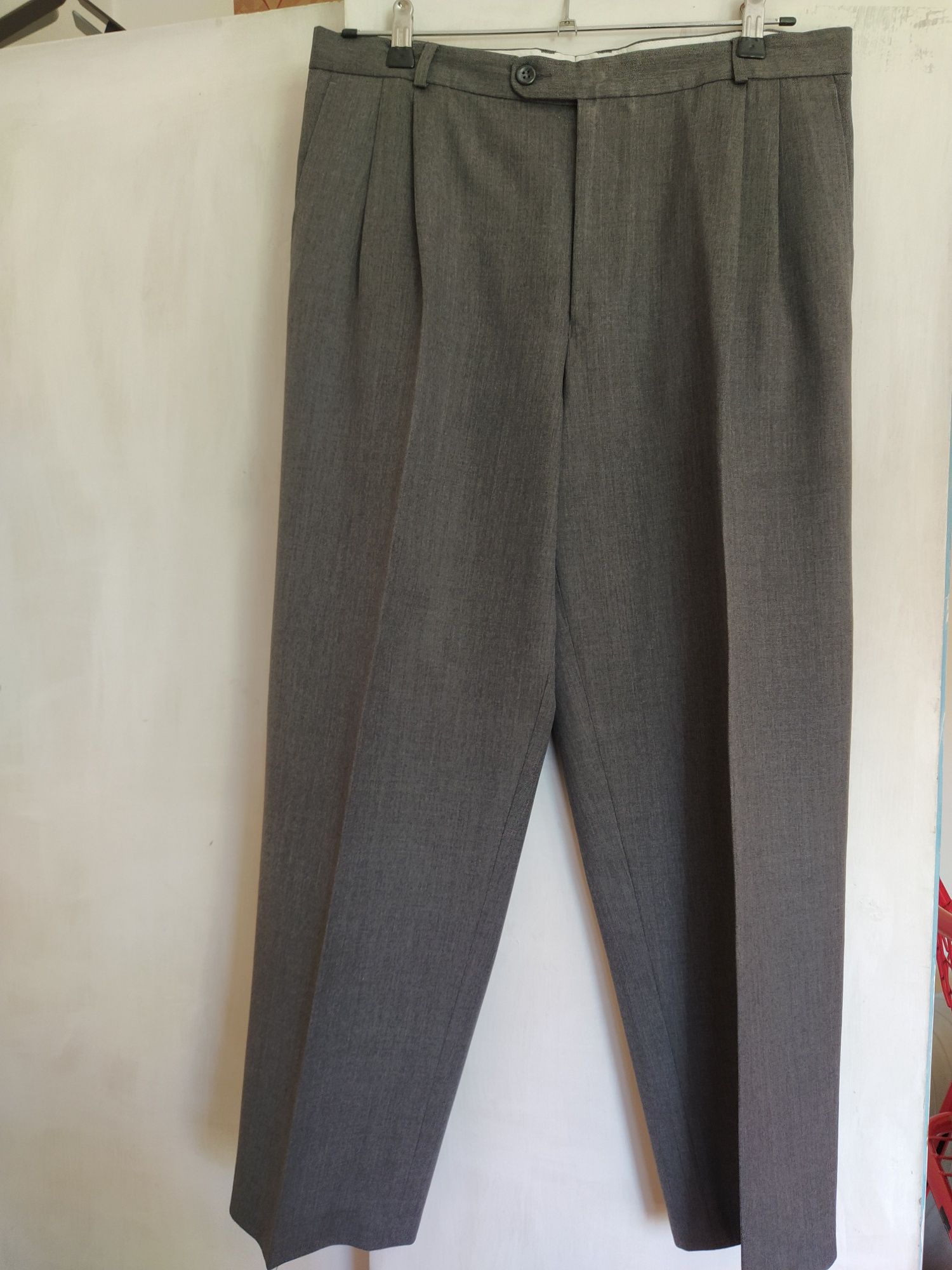 Calça de homem clássico
