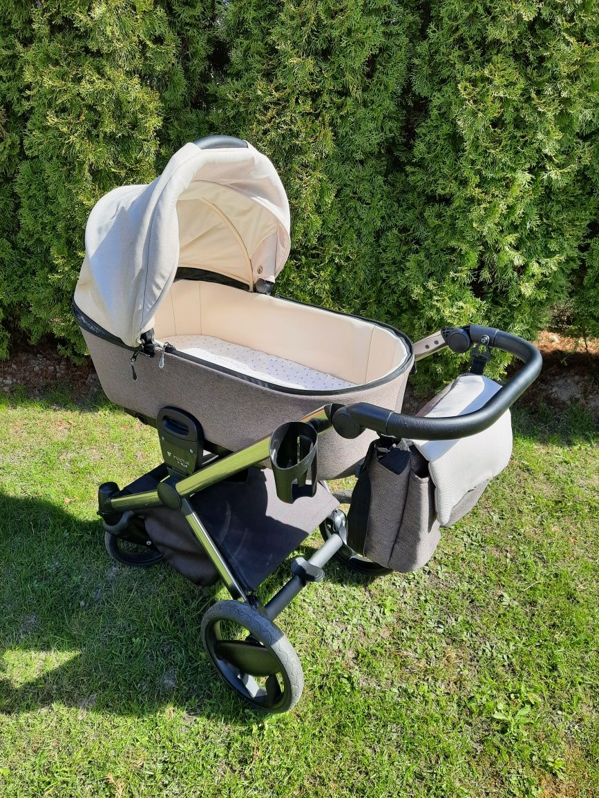 Wózek Invictus 2w1