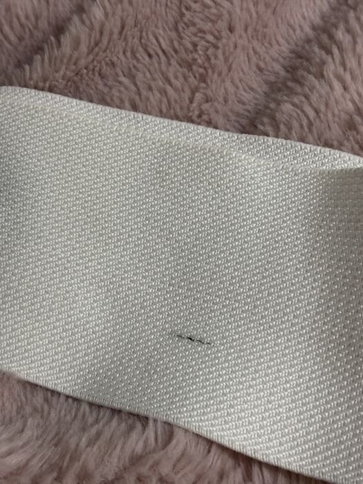 Biały pasek z elastyczną gumą błyszczący cyrkonie diamenciki vintage