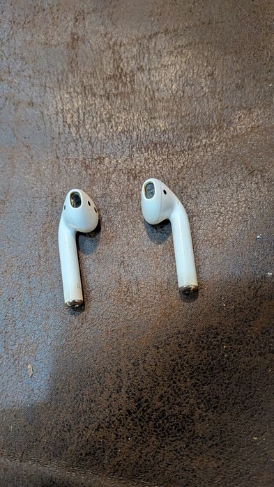 Продається Apple AirPods 1-2 покоління