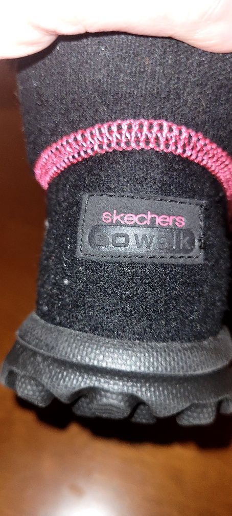 SKECHERS угі 30р. 18.5см.