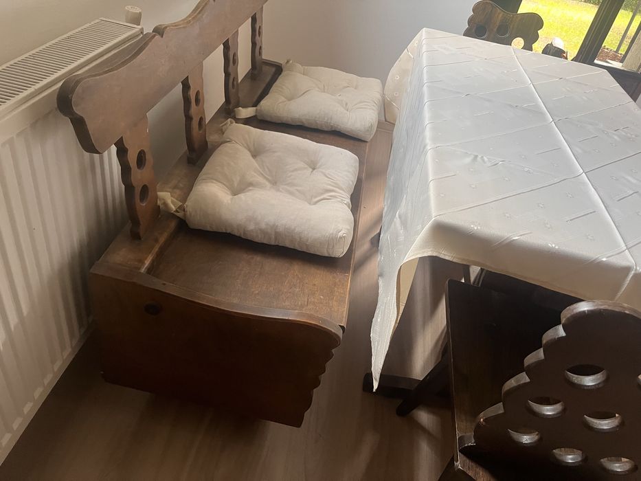 Goralskie meble z pelnego drewna. Komplet.