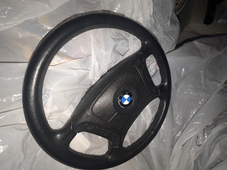 Volante BMW E39 novo