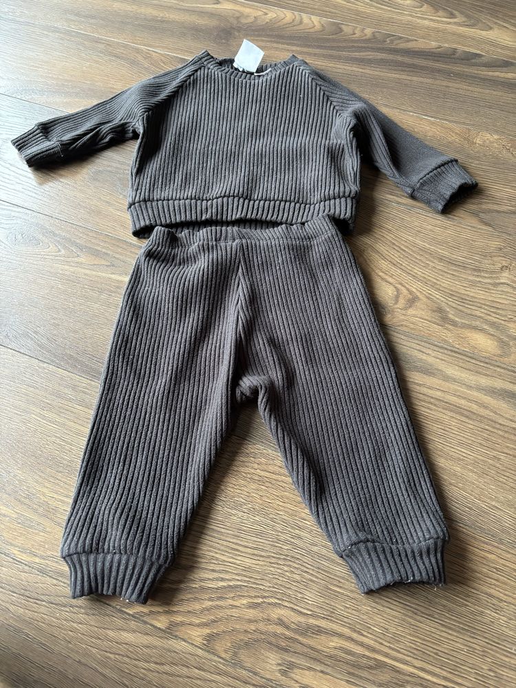 Zestaw komplet dresowy dres dresy zara 68