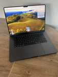 Apple MacBook Pro 16'' M3 Pro 12 rdzeni CPU/18 rdzeni GPU/18GB/512GB