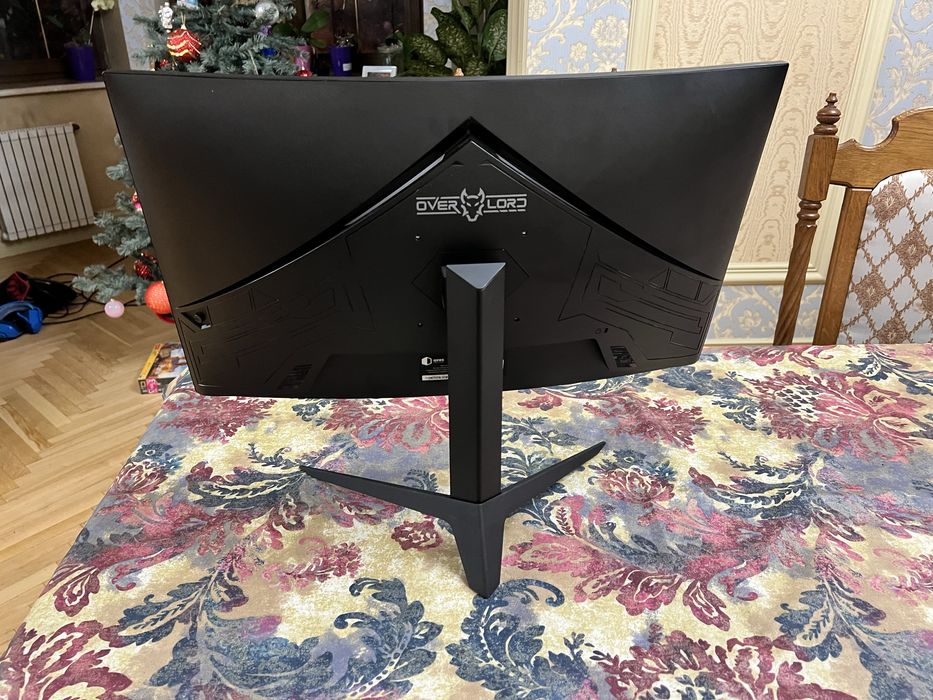 Монітор ігровий qube 27”