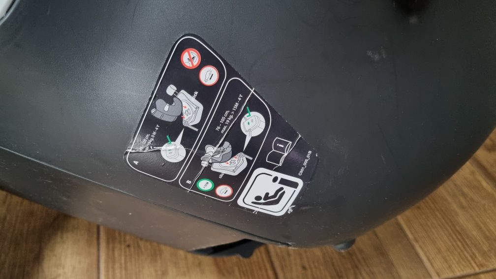 CYBEX SIRONA M2 i-SIZE baza, fotelik, nosidełko - komplet