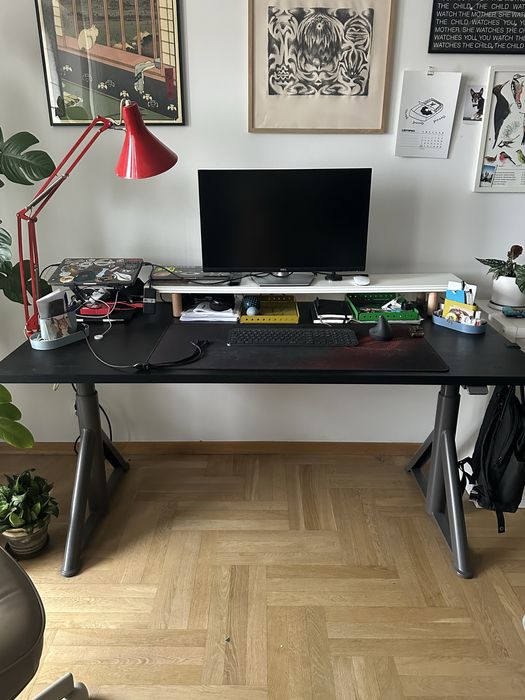 Biurko z regulacją wysokości Ikea Idasen